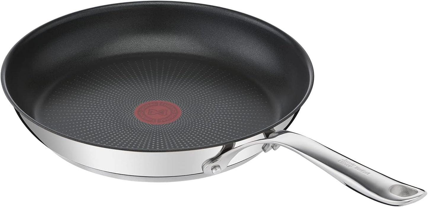 Jamie Oliver Cook's Direct 5-delige pannenset Duurzame coating versterkt met titanium deeltjes, waardoor deze krasbestendig en gemakkelijker schoon te maken is Hoogwaardige pannen die veilig zijn voor het hele gezin, zonder PFOA, lood of cadmium Geschikt