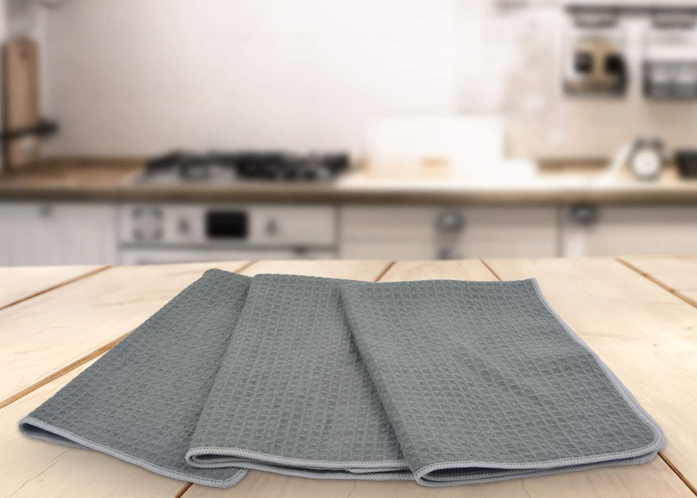 VIVOTE Microvezeldoeken, Barista-doek, zwart, wafeldoek, afwasdoek, wasbaar, vaatdoek voor keuken, dikke huishoudelijke poetsdoeken, pluisvrij, 30 cm x 30 cm, 4 stuks Hoge kwaliteit en duurzaam: de ultrafijne vezelnapkins zijn gemaakt van 80% polyester en