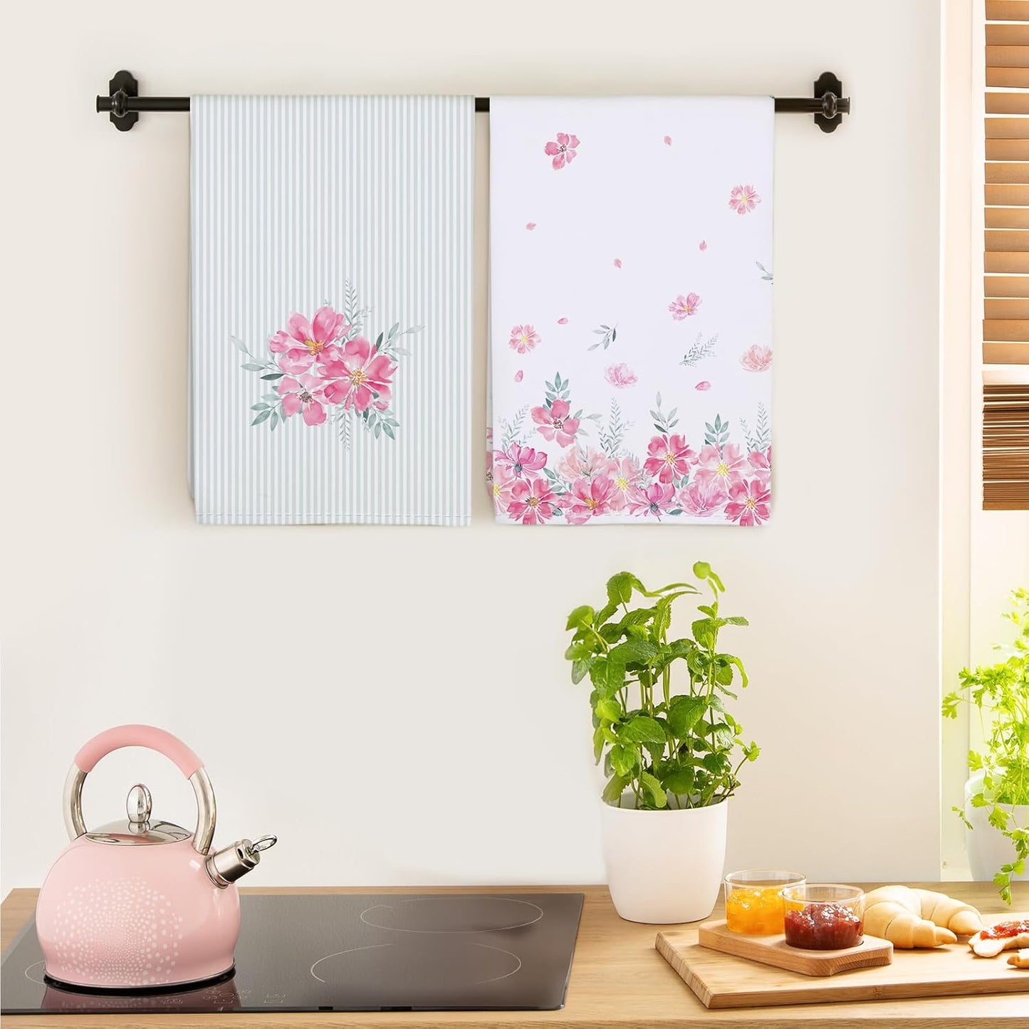 Arquiel Katoen Keukenhanddoeken 4 stuks 70cm X 48cm Over dit item KWALITEITSMATERIAAL: Arquiel keukendoeken zijn gemaakt van 100% katoen Ze zijn voorzien van digitale printtechnologie. De kleuren zijn helder en lichtbestendig (tips: vanwege de eigenschapp