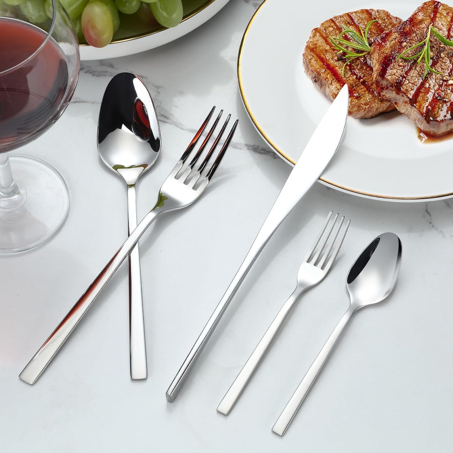 Bestekset voor 6 personen gepolijst vaatwasserbestendig Over dit item 30-delige bestekset voor 6 personen: De 30-delige bestekset bestaat uit 6 messen, 6 eetlepels, 6 dinervorken, 6 theelepels en 6 dessertvorkjes, waardoor het een goede keuze is voor elk