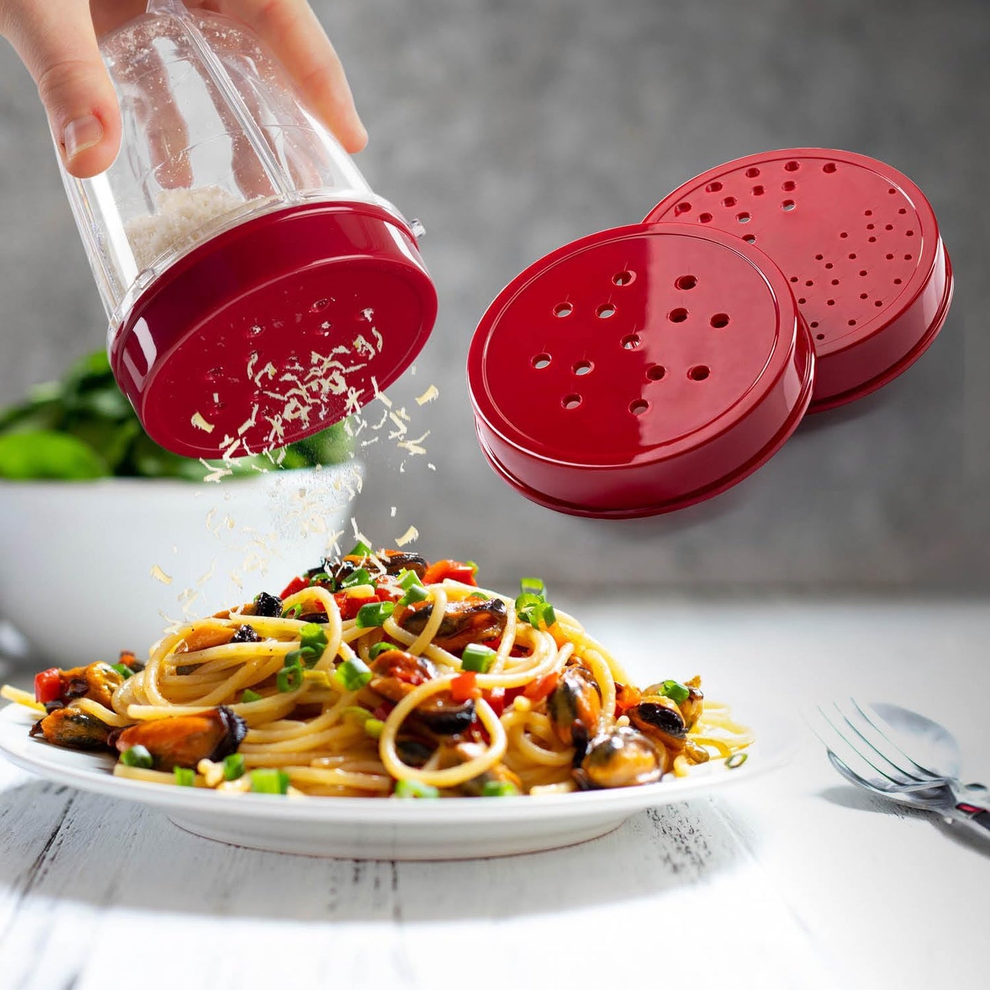 GOURMETmaxx Mr. Magic Mixer Smoothie Maker Over dit item TWEEDE SNELHEID VAN PREPARATIE: Vaarwel grote keukenmachine! Hier komt de compacte keuken alleskunner voor je dagelijkse vitamine-inname. Want met de GOURMETmaxx Mr Magic in de 18-delige set kun je