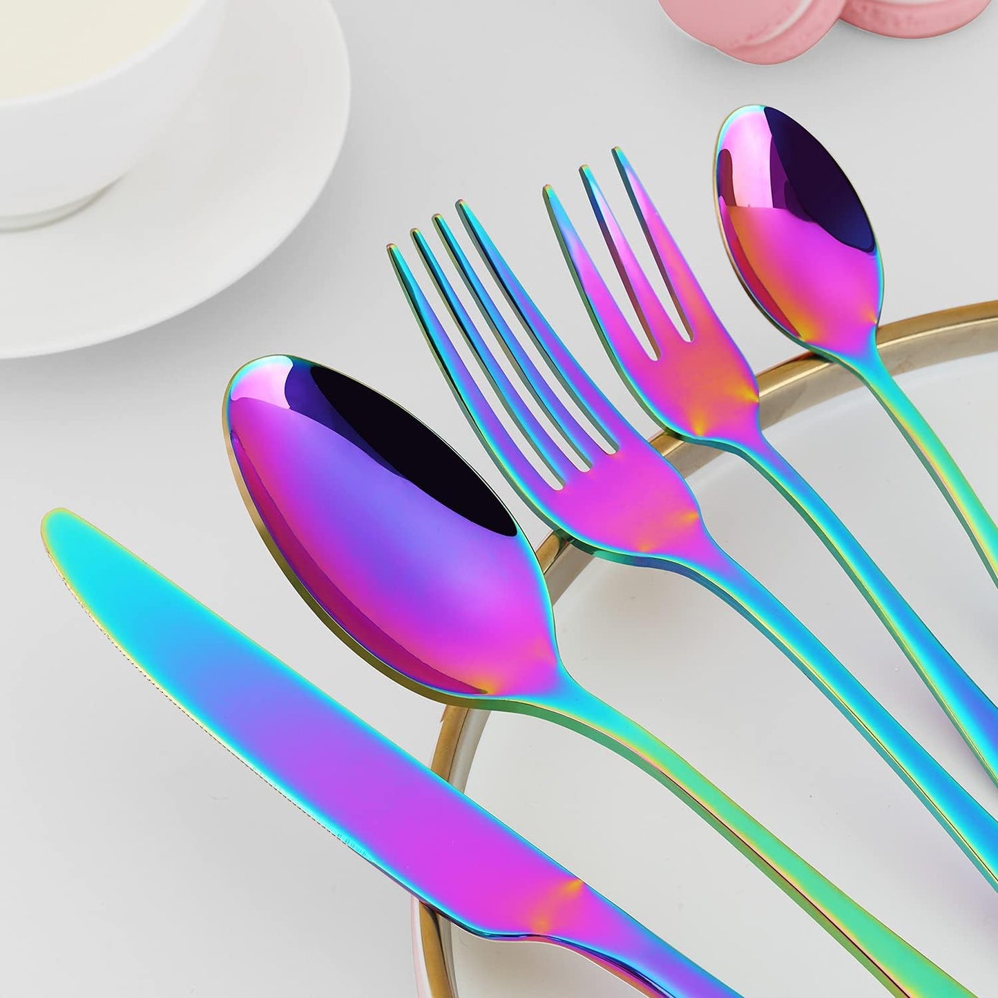 Bestekset voor 6 personen gepolijst vaatwasserbestendig Over dit item 30-delige bestekset voor 6 personen: De 30-delige bestekset bestaat uit 6 messen, 6 eetlepels, 6 dinervorken, 6 theelepels en 6 dessertvorkjes, waardoor het een goede keuze is voor elk