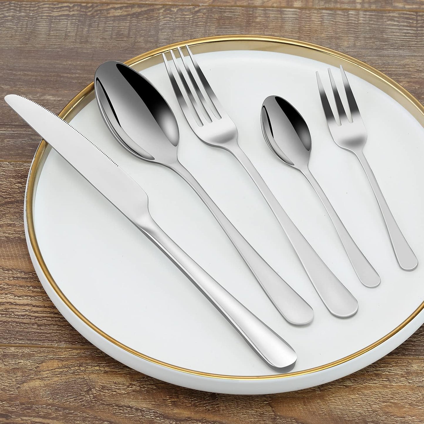 Bestekset voor 6 personen gepolijst vaatwasserbestendig Over dit item 30-delige bestekset voor 6 personen: De 30-delige bestekset bestaat uit 6 messen, 6 eetlepels, 6 dinervorken, 6 theelepels en 6 dessertvorkjes, waardoor het een goede keuze is voor elk