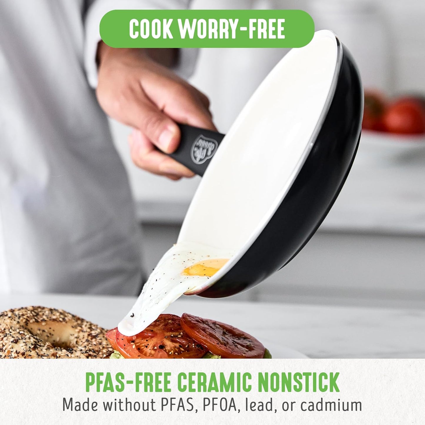 GreenLife Soft Grip Gezonde Keramische Antiaanbaklaag 16-delige Pannenset Over dit item DE POT EN PAN SET INCLUSIEF: 12 cm minikoekenpan, 18 cm en 24 cm koekenpan; 15 cm/1,1l en 18 cm/1,9l steelpan met deksel, 22 cm/4,8 kookpan met deksel, 24 cm/2,4l hapj