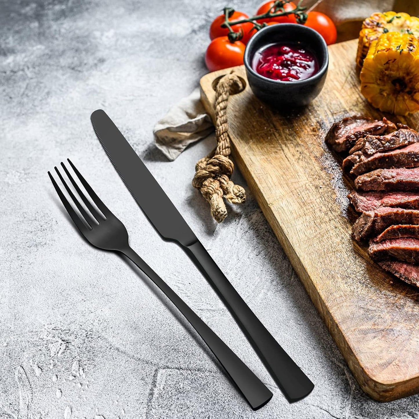 Bestdin Bestekset voor 6 personen 30-delige Over dit item 30-delige bestekset voor 6 personen: Bestdin als 30-delige titanium bestekset zwart bestaat uit 6 messen, 6 eetlepels, 6 tafelvorken, 6 theelepels en 6 dessertvorkjes. Ideaal voor elke formele of c