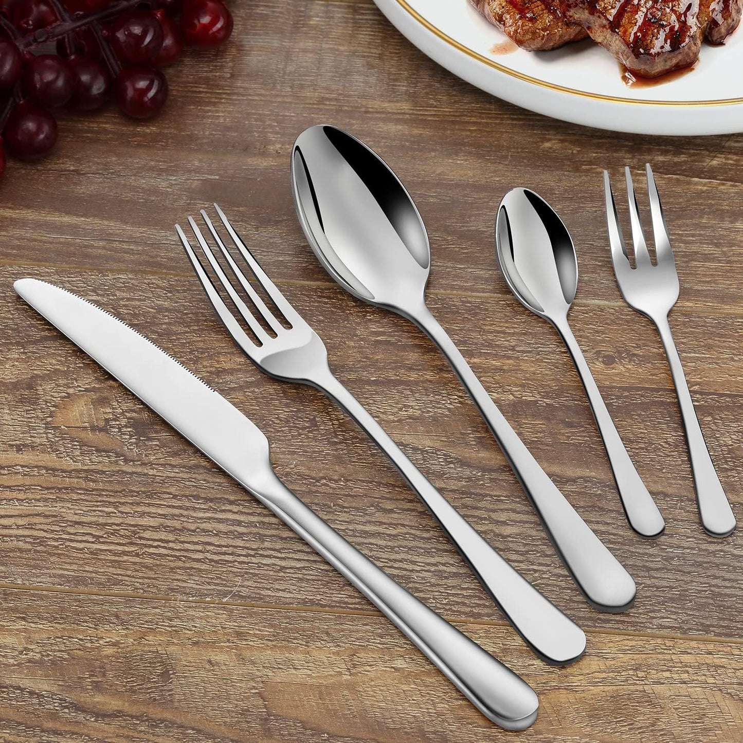 Bestekset voor 6 personen gepolijst vaatwasserbestendig Over dit item 30-delige bestekset voor 6 personen: De 30-delige bestekset bestaat uit 6 messen, 6 eetlepels, 6 dinervorken, 6 theelepels en 6 dessertvorkjes, waardoor het een goede keuze is voor elk