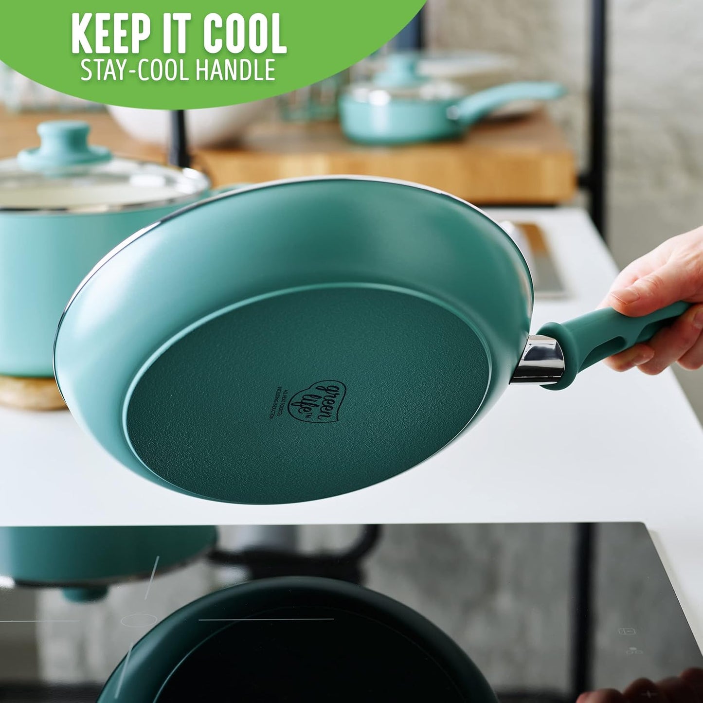 GreenLife Soft Grip Gezonde Keramische Antiaanbaklaag 16-delige Pannenset Over dit item DE POT EN PAN SET INCLUSIEF: 12 cm minikoekenpan, 18 cm en 24 cm koekenpan; 15 cm/1,1l en 18 cm/1,9l steelpan met deksel, 22 cm/4,8 kookpan met deksel, 24 cm/2,4l hapj