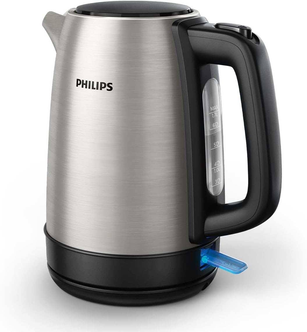 Philips Waterkoker 1.7 L Veerdeksel Indicatielamp Draaivoet Gemaakt om lang mee te gaan. Snelle kookprestaties van een superefficiënt verwarmingselement. Inhoud van 1,7 - meer dan 7 kopjes uit een volle kan. Merk Philips Capaciteit 1,7 Liter Materiaal Pol