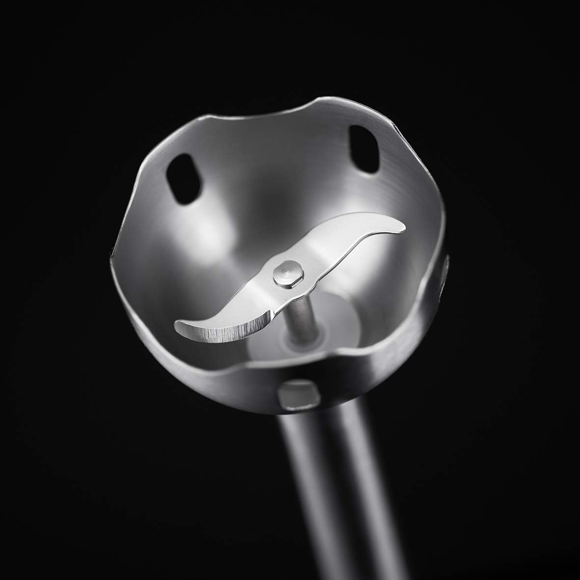 Russell Hobbs Desire Handmixer Rood, 5 Snelheden, Turbofunctie, Incl. 2x Gardes en 2x Deeghaken, 24670-56 5 snelheden en turbofunctie Inclusief 2 verchroomde gardes en 2 verchroomde deeghaken Uitwerpknop voor het eenvoudig en veilig verwijderen van access