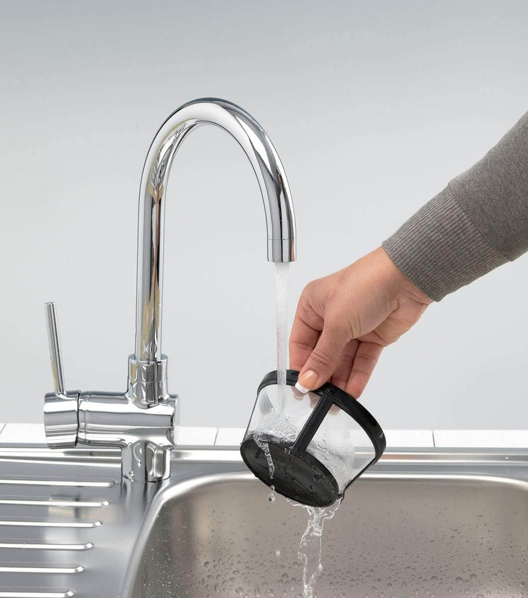 Ariete Retro Americano-koffiezetapparaat tot 12 kopjes 4 TOT 12 kopjes: Dit Americano-koffiezetapparaat met anti-druppelfunctie extraheert heerlijke, aromatisch geurende en smakelijke koffie Klaar wanneer je opstaat: dankzij de programmeerfunctie tot 24 u
