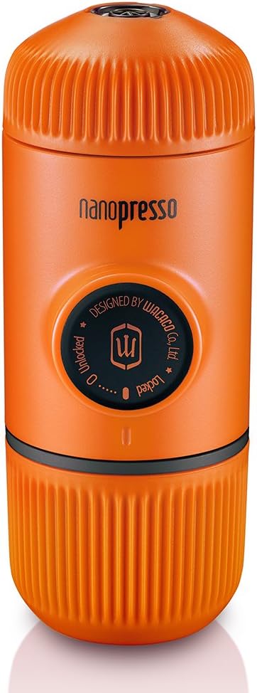 WACACO Nanopresso Draagbaar Espressomachine Over dit item Het bereiken van de perfecte espresso-opname is verre van eenvoudig. De Nanopresso werkt het beste met fijngemalen koffie die hard wordt aangedrukt. Dankzij de innovatieve constructie en eenvoudige