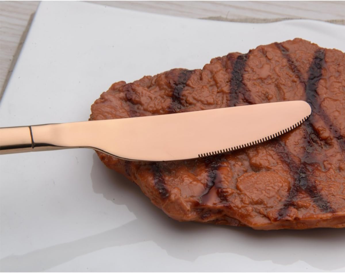 Berglander 30-delige vergulde bestekset glanzend goud Over dit item 30 stuks bevatten: 6 van elk, dinerlepel, dinervork, dinermes, theelepel, theevork Duurzaam, buigt niet; Sterk antiroest, ontwikkeld voor een goede grip voor volwassenen en kinderen. Goed