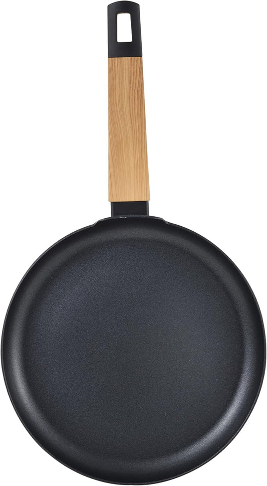 Bergner Pannenkoekenpan 24 x 2,0 cm – van geperst aluminium – anti-aanbaklaag Geschikt voor alle warmtebronnen. Ze hebben een aantrekkelijk design dat het mogelijk maakt om deze producten te combineren met andere producten van dezelfde lijn en de interieu