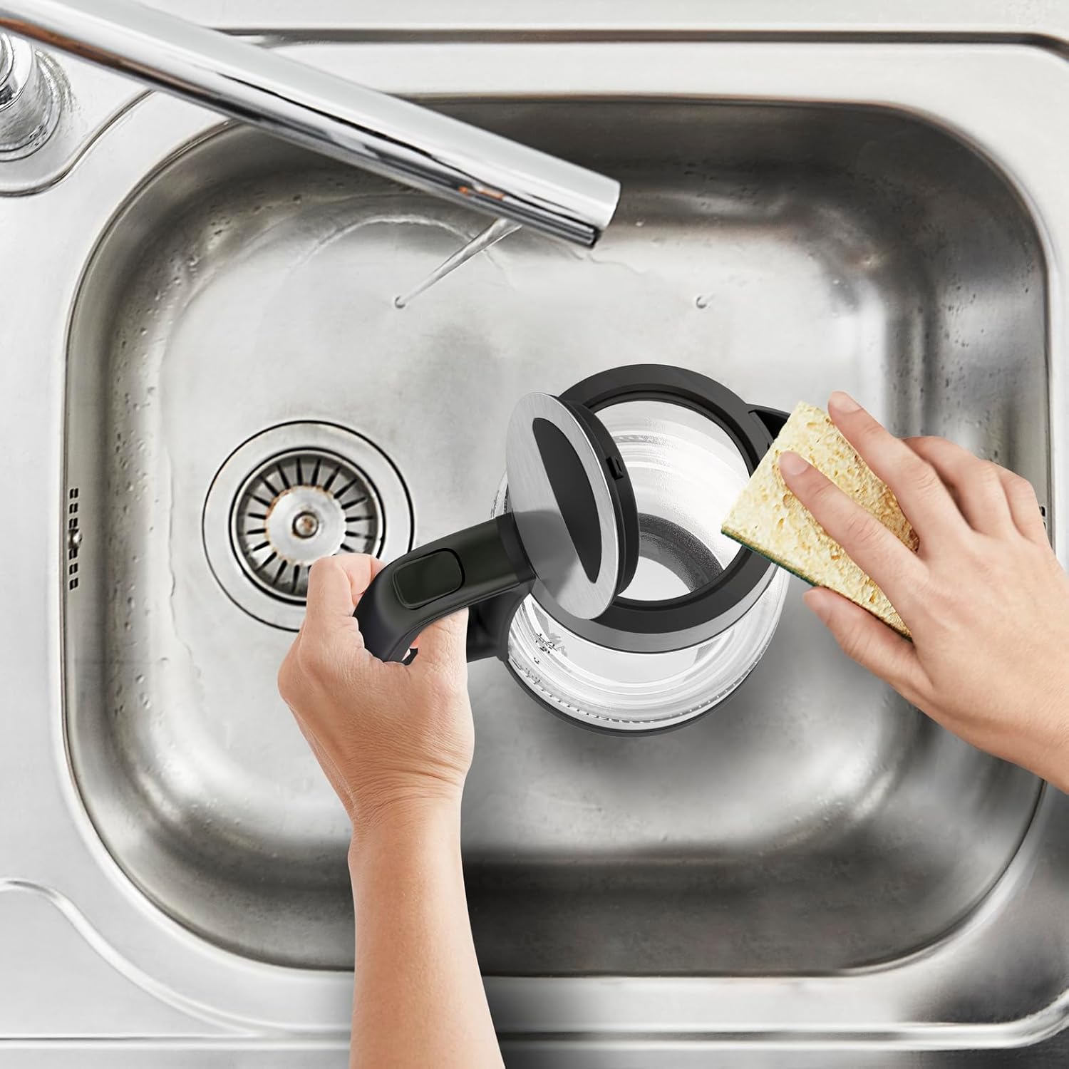 Tefal Glas elektrische waterkoker, maatstrepen, 1,7 liter Over dit item TRANSPARANTE WATERKOKER: Dankzij het transparante glazen ontwerp met maatstrepen kan je de preciese hoeveelheid water vullen die je nodig hebt - inclusief een aanduiding voor 1 kopje.