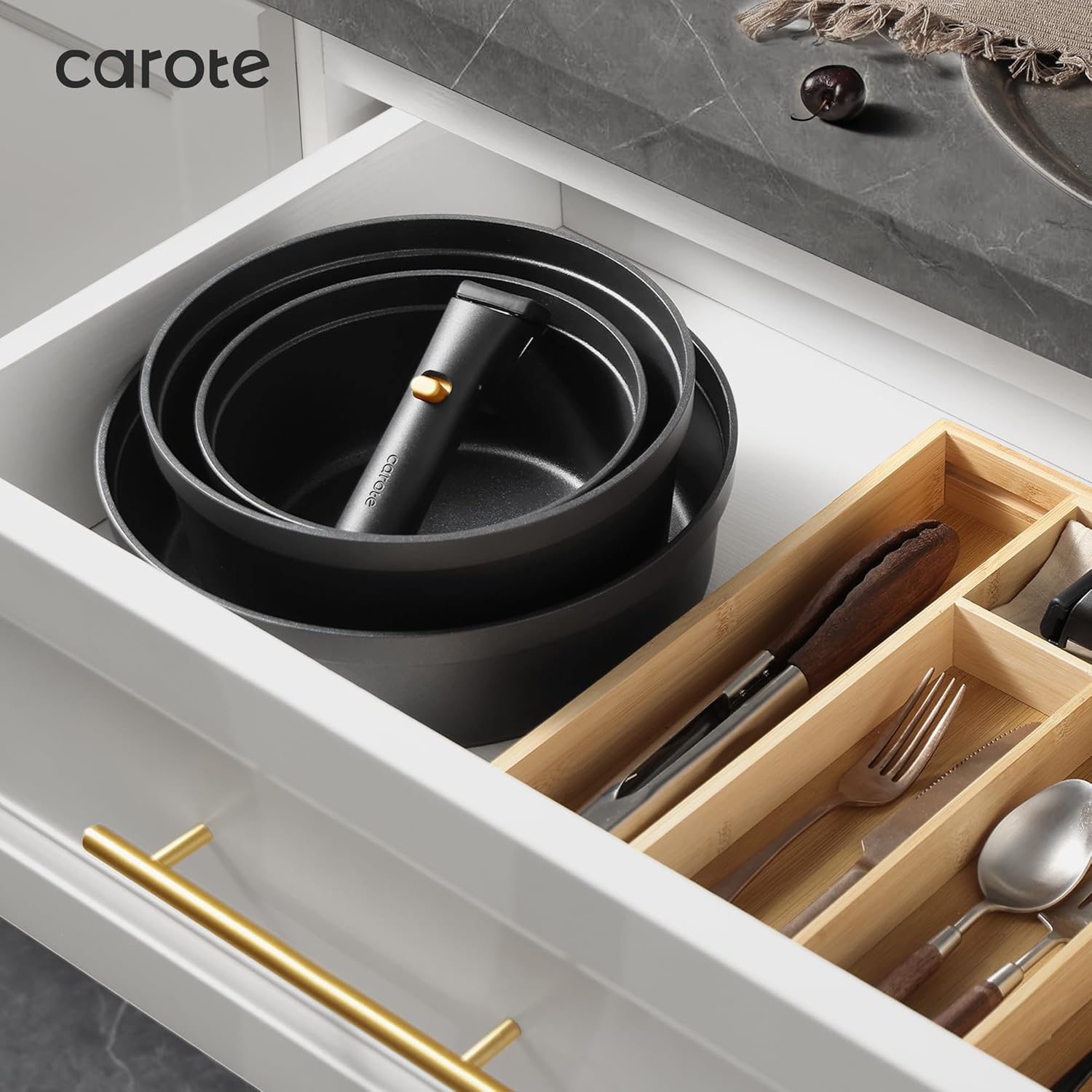 CAROTE Pannenset met afneembare handgrepen 20-delig anti-aanbak kookgerei Over dit item CAROTE Pannen/pannenset met afneembare handgrepen, pan, steelpan, wok, anti-aanbaklaag, koken, stapelbare pan, inductie, ovenbestendig, vaatwasser Voor een opgeruimde