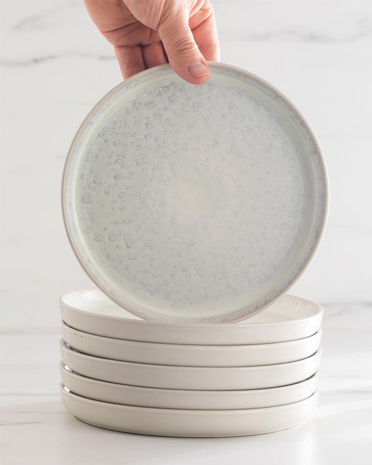 Aardewerk Servies Set Ibiza 36-delig - Vaatwasser-, Magnetron- en Krasbestendig Servies - Moderne Kommen en Borden Set voor 12 Personen - Tafelservice Pure Living in Licht Beige-blauw Deze 36-delige beige-blauwe servies set voor 12 personen combineert ele