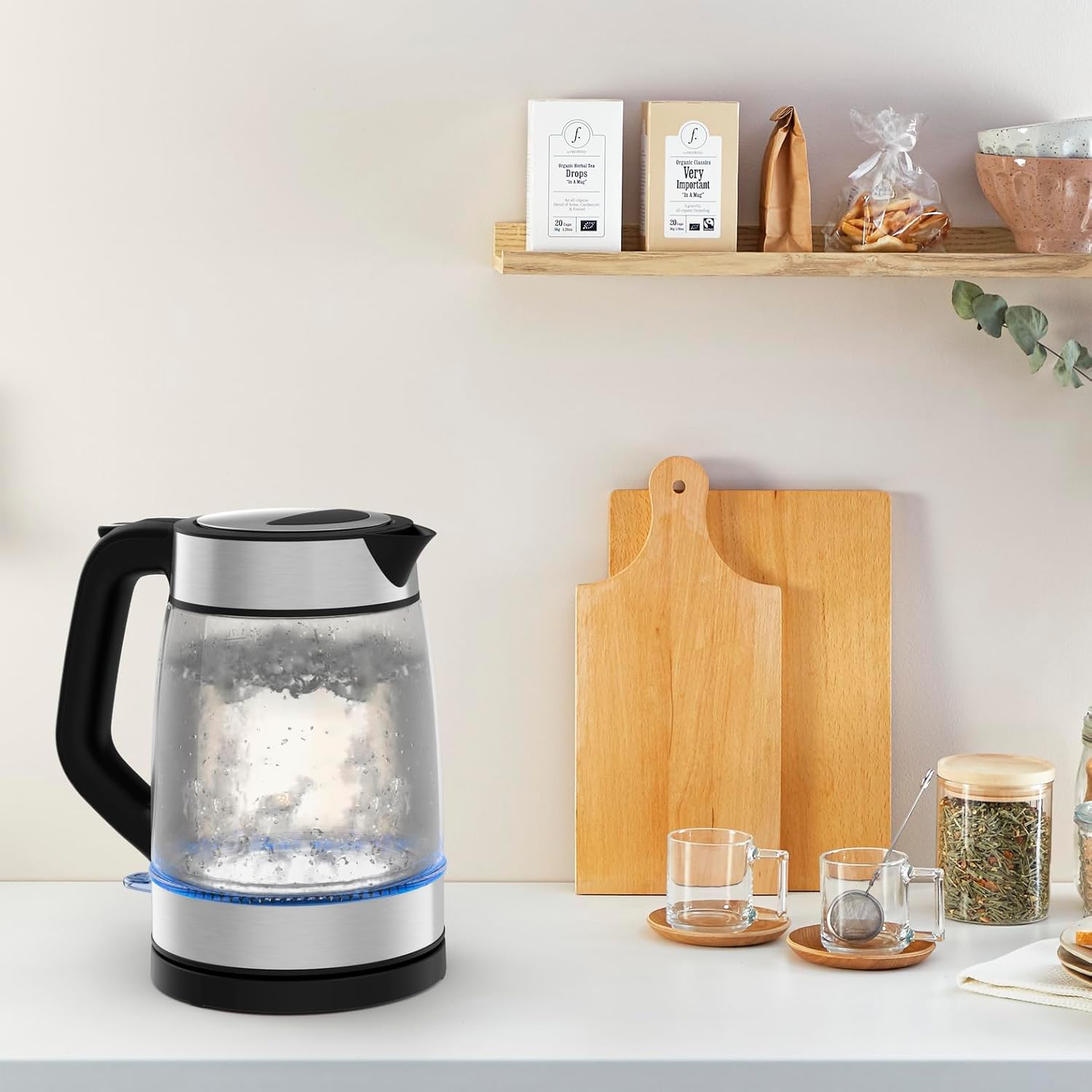 Tefal Glas elektrische waterkoker, maatstrepen, 1,7 liter Over dit item TRANSPARANTE WATERKOKER: Dankzij het transparante glazen ontwerp met maatstrepen kan je de preciese hoeveelheid water vullen die je nodig hebt - inclusief een aanduiding voor 1 kopje.