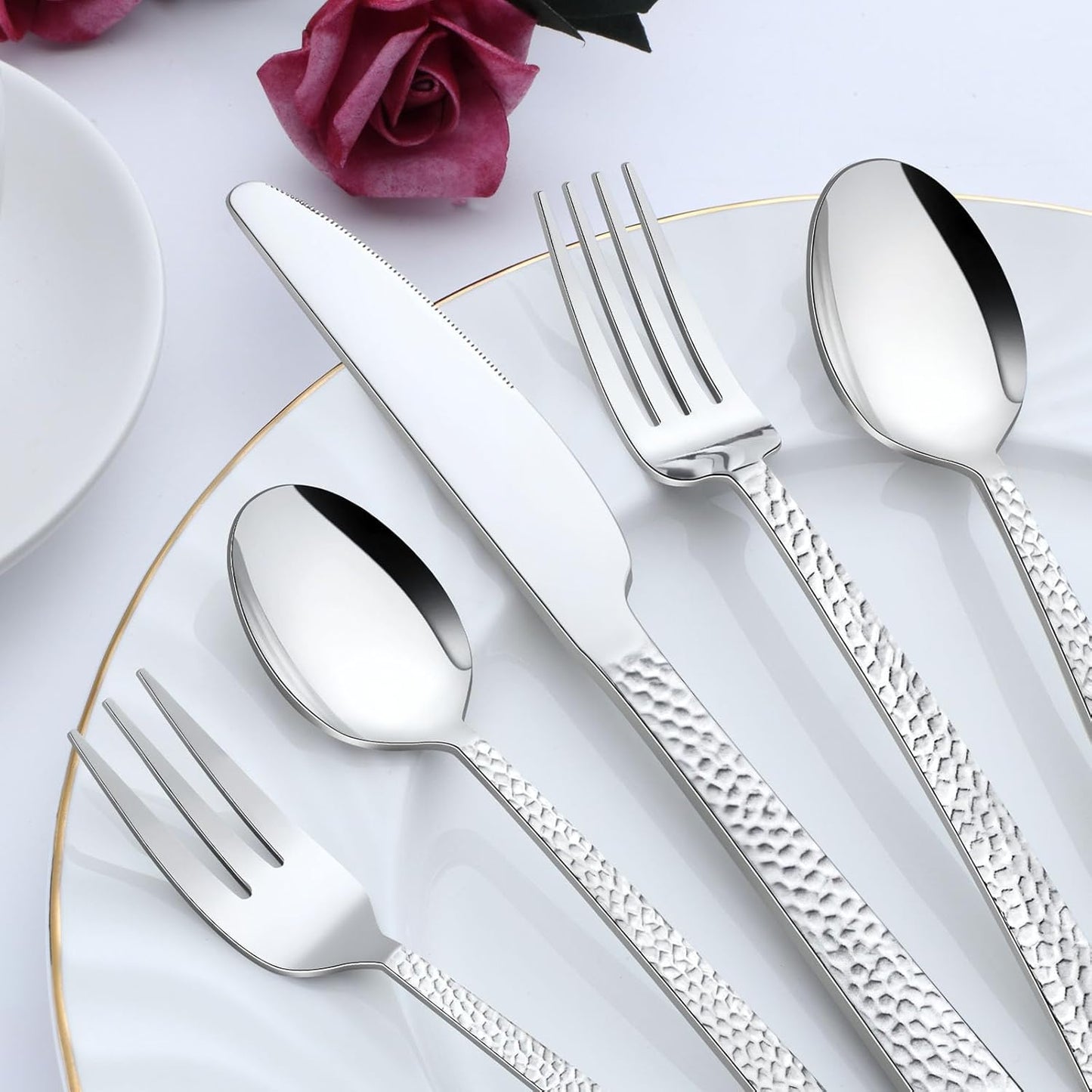 Bestekset voor 6 personen gepolijst vaatwasserbestendig Over dit item 30-delige bestekset voor 6 personen: De 30-delige bestekset bestaat uit 6 messen, 6 eetlepels, 6 dinervorken, 6 theelepels en 6 dessertvorkjes, waardoor het een goede keuze is voor elk