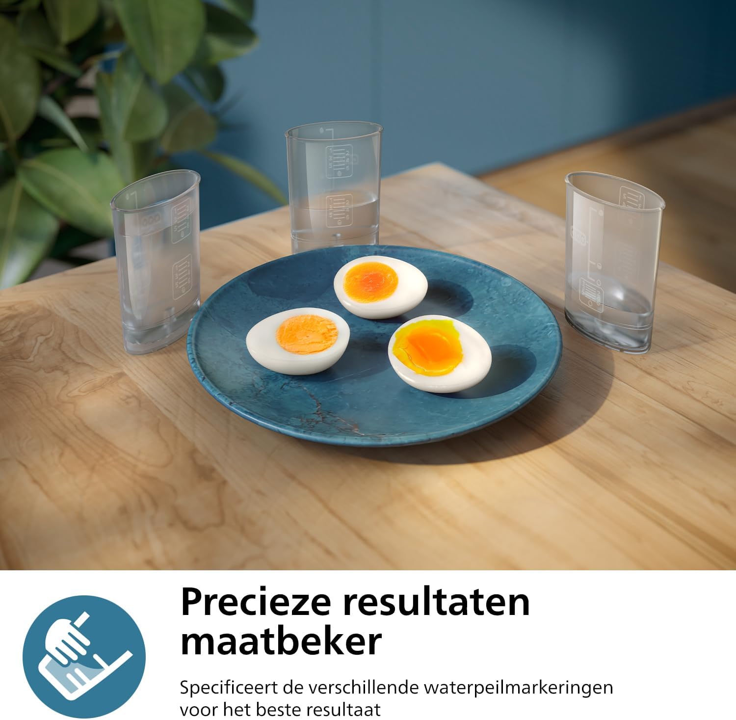 PHILIPS Eierkoker 3000-Serie Gezinsformaat 400 W Over dit item Maatbeker voor nauwkeurige resultaten: Afhankelijk van het soort ei dat u bereidt, heeft u verschillende hoeveelheden water nodig. De beker geeft de verschillende waterpeilmarkeringen aan voor