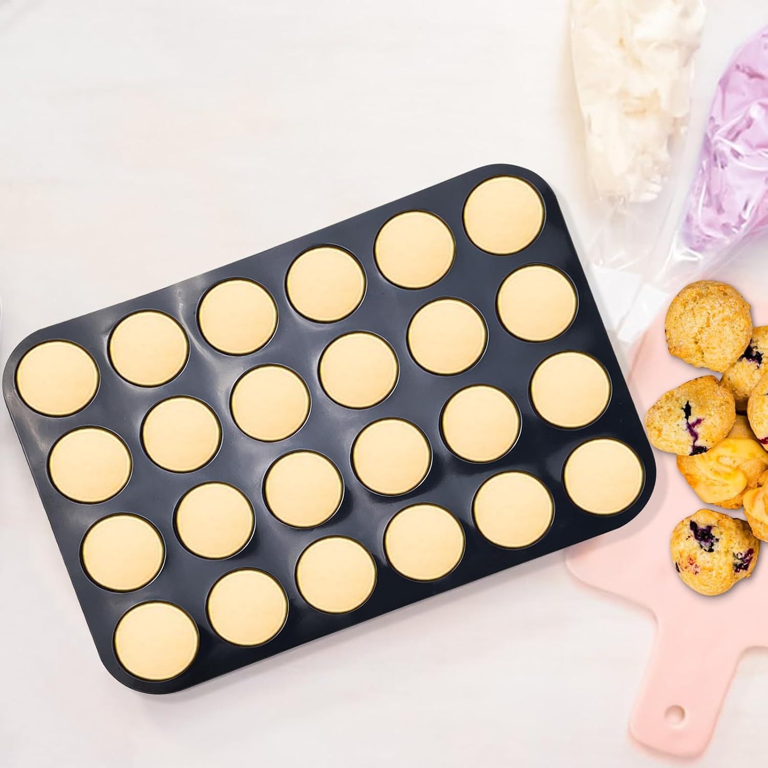 2 stuks mini muffinvorm siliconen, muffinvorm muffinvormpjes muffin bakvorm muffin bakvorm muffin muffin bakvorm 33 × 22 × 2,5 cm anti-aanbaklaag Geniet van heerlijke muffins, cupcakes en brownies met de Fousenuk siliconen vormen die speciaal zijn ontwikk