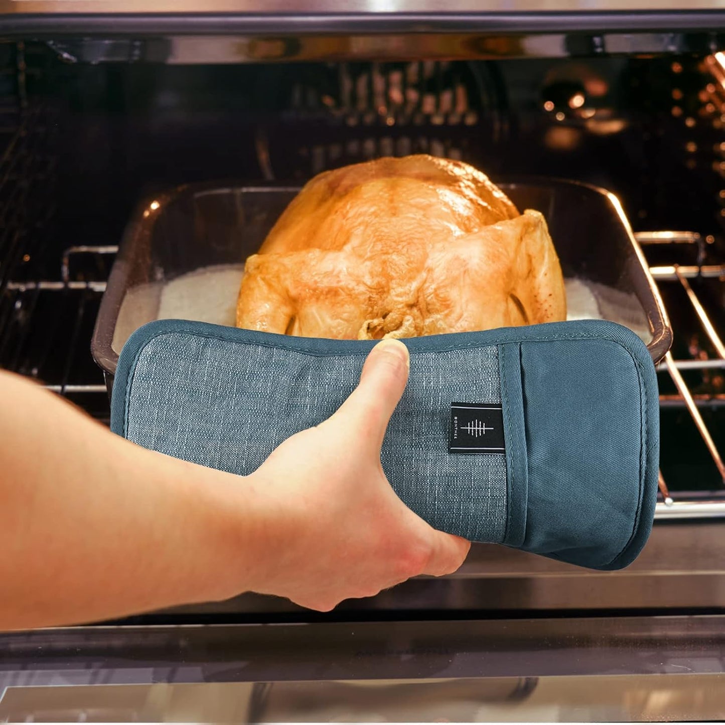 BONTHEE Set van 4 pannenlappen set ovenwanten hittebestendige extra lange ovenwanten met anti-slip siliconen gestreepte kookhandschoenen voor koken bakken - set van 4 - grijs [Afmetingen] 2 pannenlappen: 25,4 x 17,7 cm, 2 ovenwanten: 35,5 x 18,5 cm; Duurz