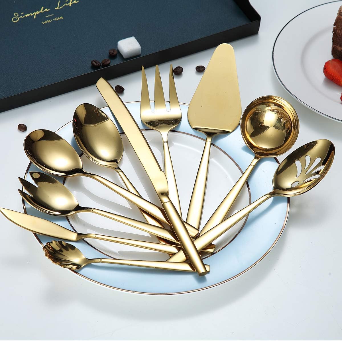 Berglander 30-delige vergulde bestekset glanzend goud Over dit item 30 stuks bevatten: 6 van elk, dinerlepel, dinervork, dinermes, theelepel, theevork Duurzaam, buigt niet; Sterk antiroest, ontwikkeld voor een goede grip voor volwassenen en kinderen. Goed