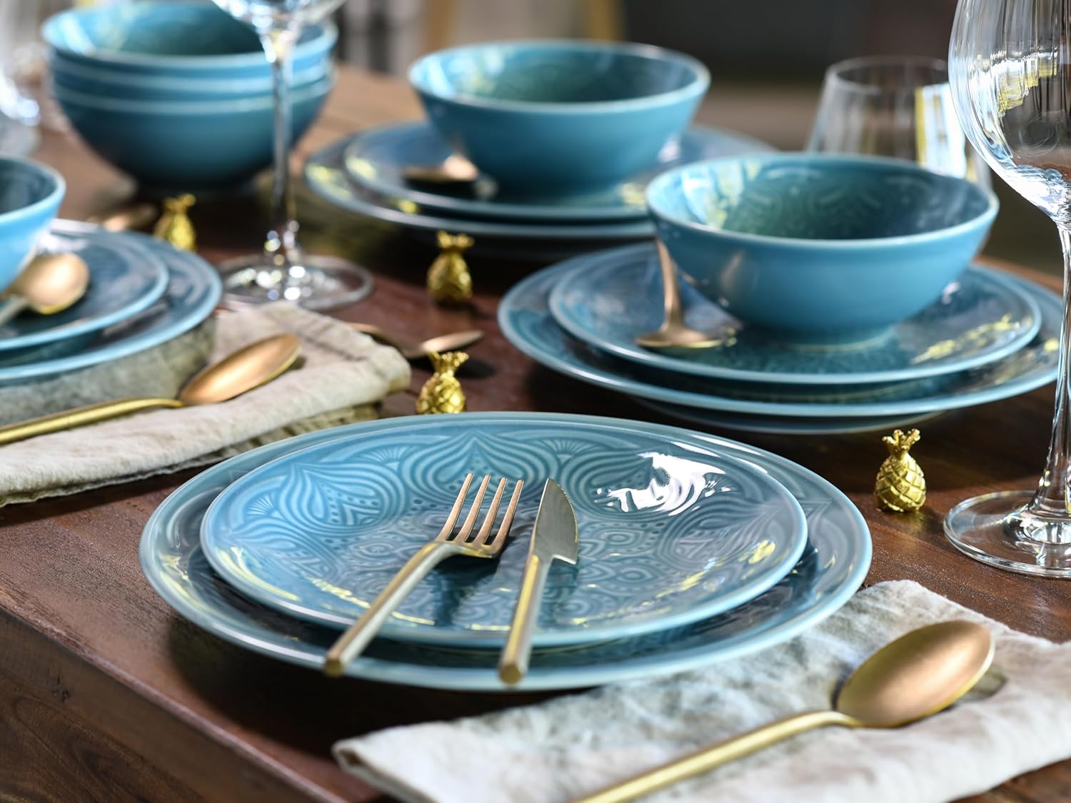 CreaTable, 21625, serie Orient Mandala, 2-delige serviesset, bordenset van porselein, vaatwasser- en magnetronbestendig, Made in Europe ✅ Elegante platenset: je krijgt hier een prachtige 2-delige platenset in een elegante ovale vorm met een diameter van 2