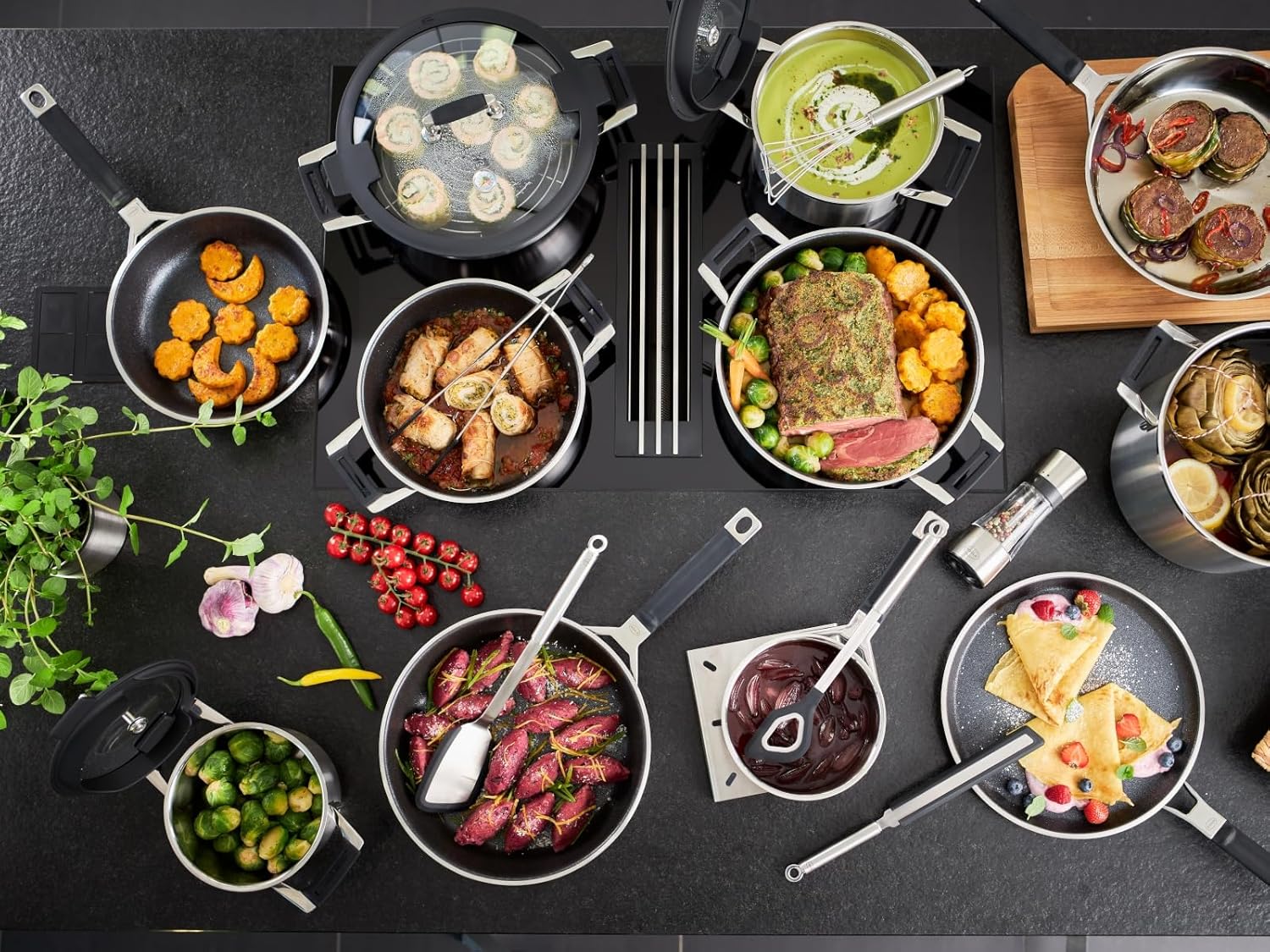 RÖSLE SILENCE PRO 5-delige pannenset met schaalverdeling RÖSLE SILENCE PRO 5-delige pannenset, Hoogwaardige universele pannenset met 3 kookpotten en 1 braadpan incl glazen deksel voor het dichtschroeien van vlees en het bereiden van knoedels, groenten en