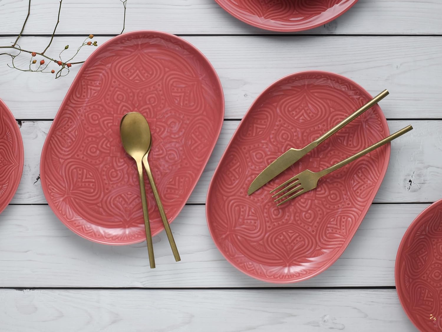 CreaTable, 21625, serie Orient Mandala, 2-delige serviesset, bordenset van porselein, vaatwasser- en magnetronbestendig, Made in Europe ✅ Elegante platenset: je krijgt hier een prachtige 2-delige platenset in een elegante ovale vorm met een diameter van 2
