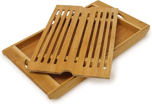 Relaxdays snijplank met kruimelvanger Over dit item Broodsnijplank is van bamboe – Bamboe planken zijn belastbaar en dankzij dichtheid zeer hygiënisch Snijplankje voor brood en stokbrood – Plank HBD: ca. 3x37x21,5 cm – Kruimelvak HBD: ca. 3x 29x20 cm Snij