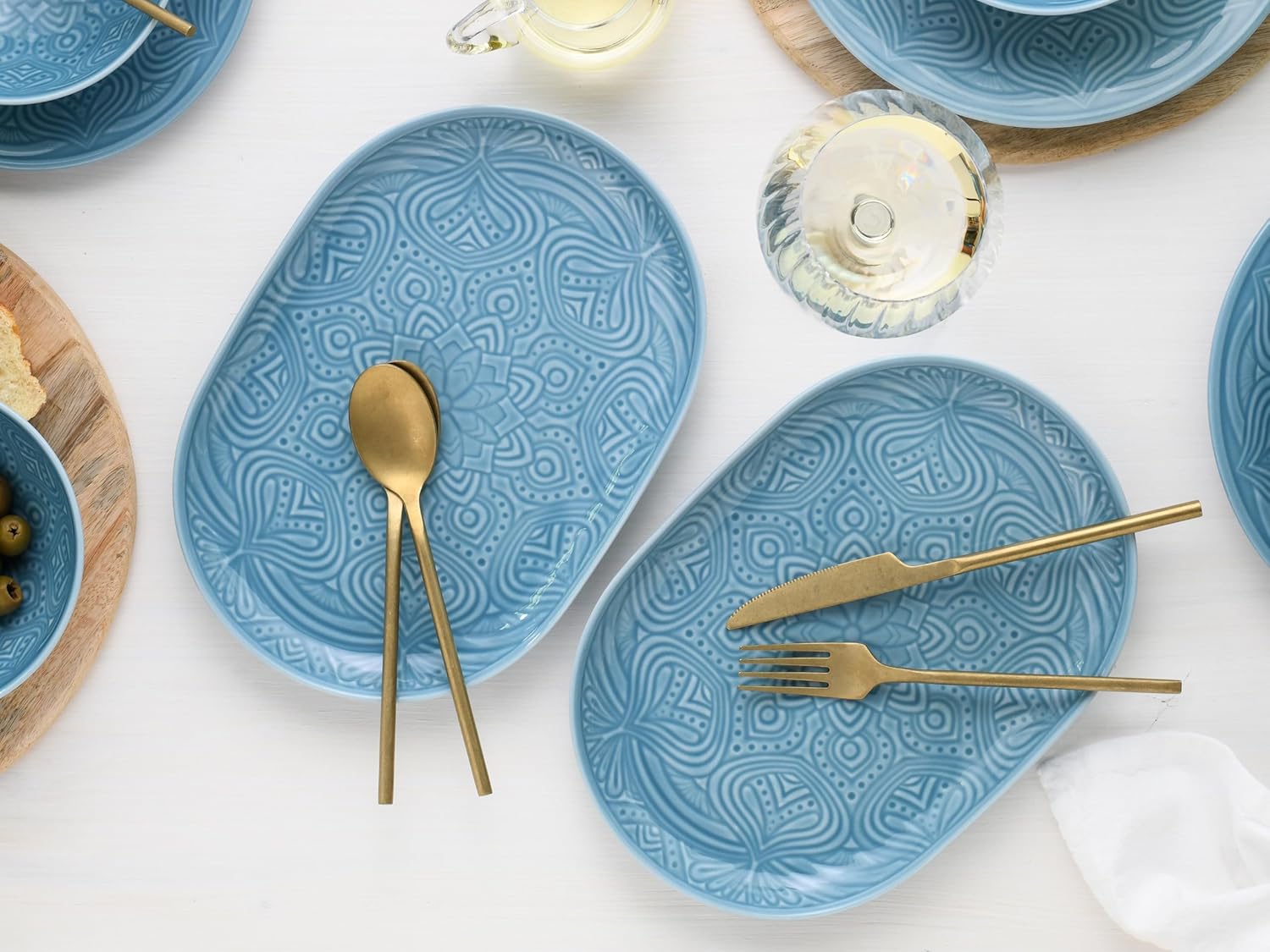 CreaTable, 21625, serie Orient Mandala, 2-delige serviesset, bordenset van porselein, vaatwasser- en magnetronbestendig, Made in Europe ✅ Elegante platenset: je krijgt hier een prachtige 2-delige platenset in een elegante ovale vorm met een diameter van 2