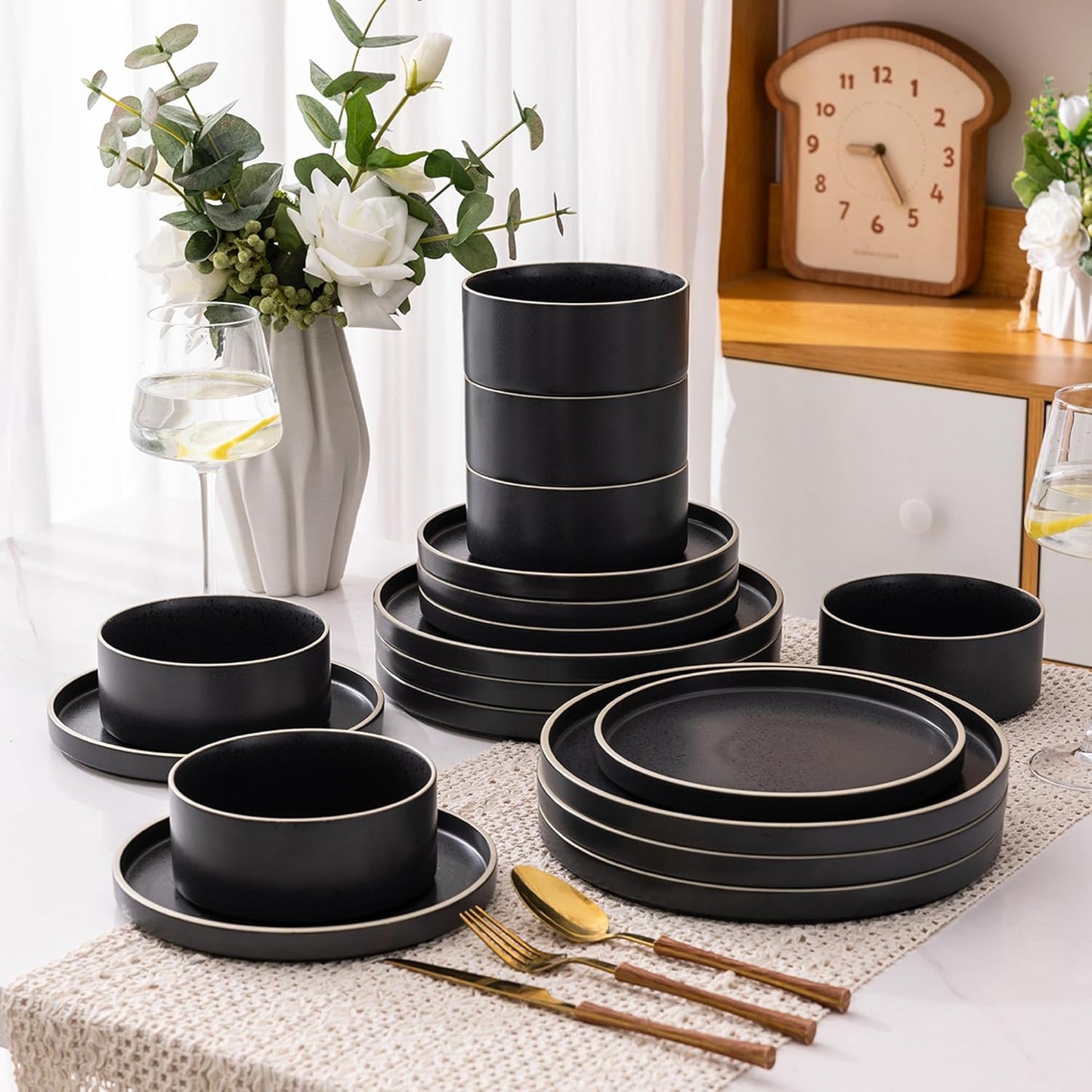 LeRatio Diner Set voor 6, 18-delige set borden en kommen van aardewerk, chip- en krasbestendig serviesset, oven- en vaatwasser- en magnetronbestendige serviesset (gespikkelde zwart-witte rand, servies LeRatio Diner Set voor 6, 18-delige set borden en komm