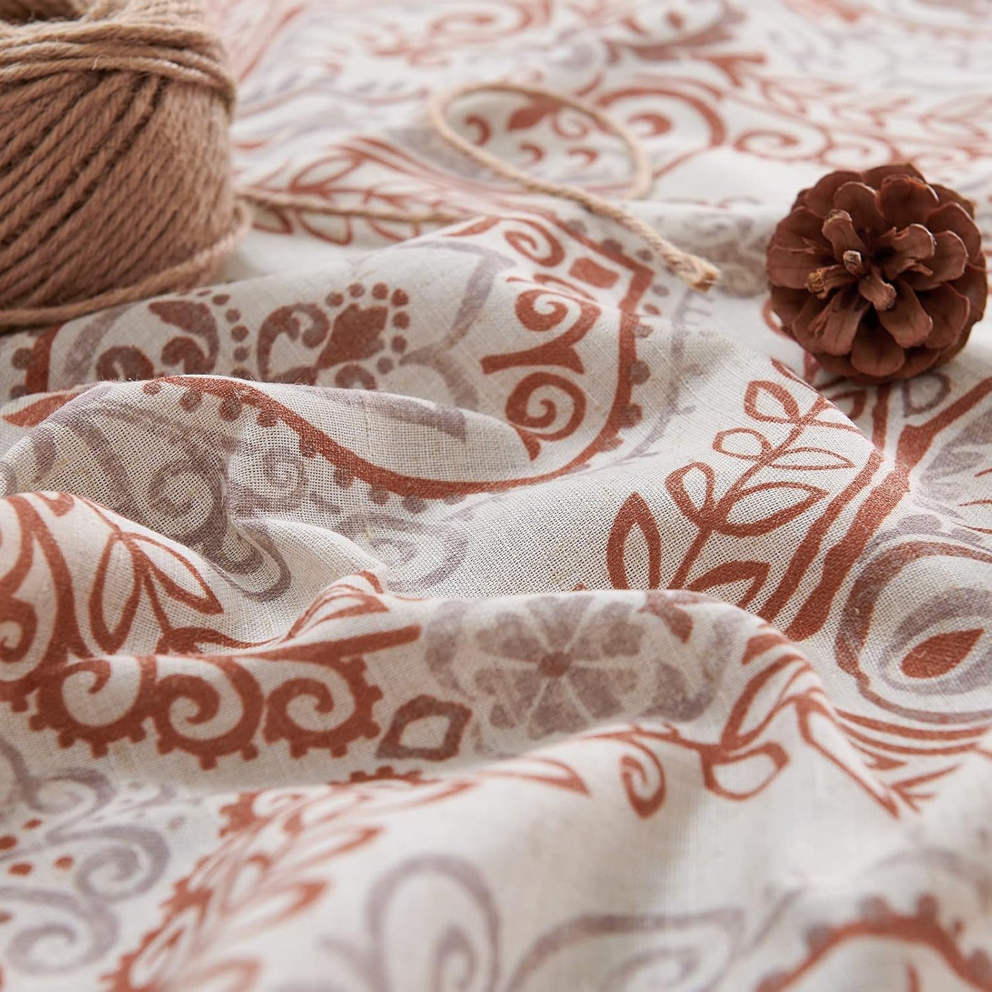TOPICK Bloemen Keuken Gordijnen 61 cm Drop Linnen Doorschijnend Korte Cafe Botanische Print Kleine Raam Rod Pocket voor Wasruimte Badkamer 2 Panelen Verbena Grijs Verpakking: je ontvangt 2 gordijnen van 85% polyester+15% linnen. De afmetingen per stuk zij