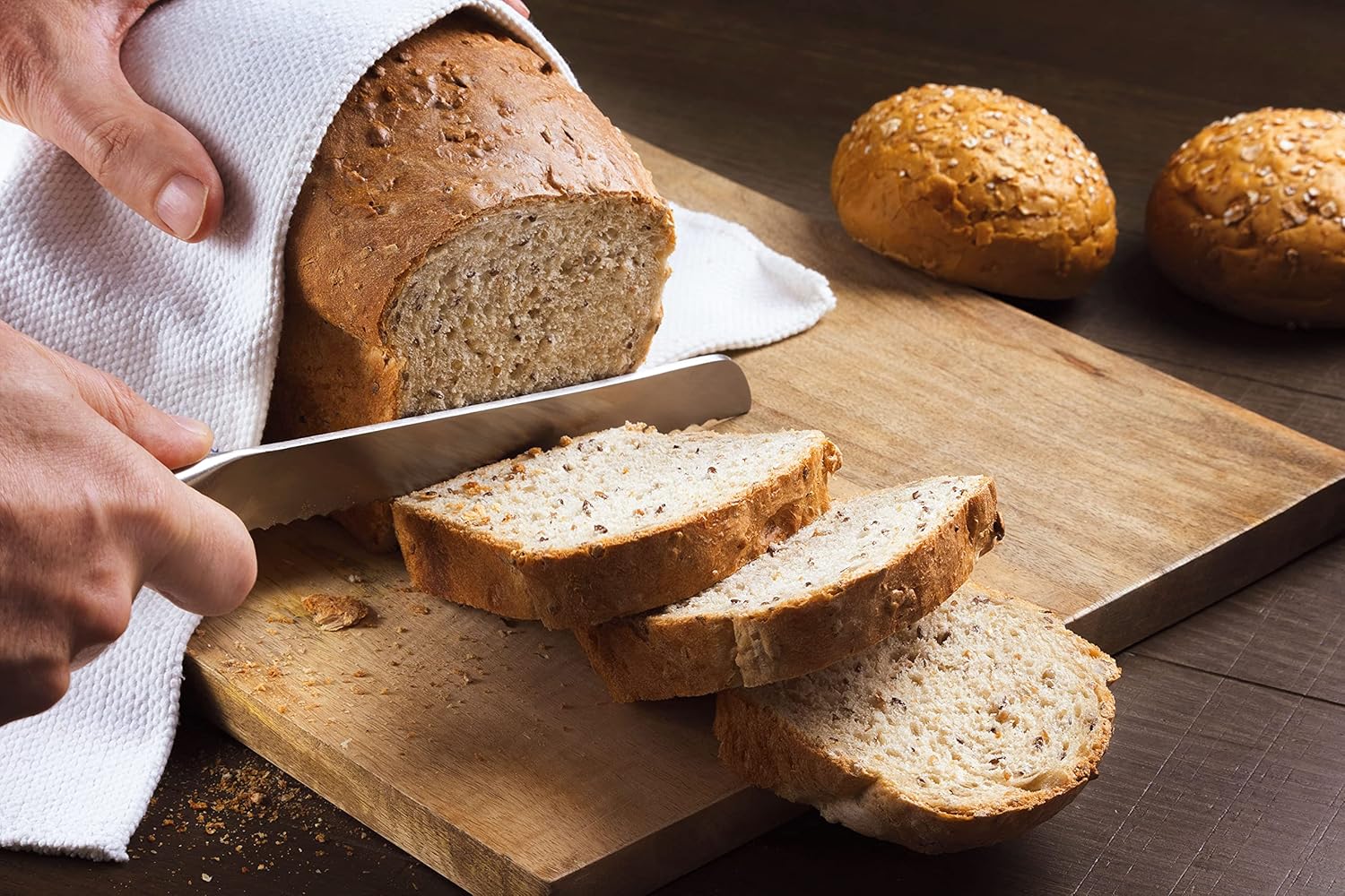 Moulinex OW6101 Baguette Mac.Pane Broodbakmachine, met 16 Programma's, 1650 watt, Wit Moulinex broodbakmachine OW6101 1,5 kg ondersteuning 4 b. De broodmachine met zijn uitgebreide 16 automatische programma's is geschikt voor zowel bloederige beginners al