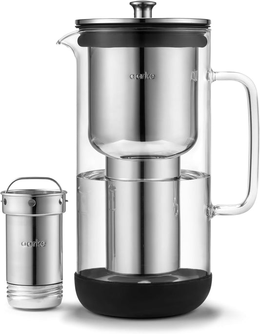 Jansen Keuken glazen waterfilter 2.4L met roestvrijstalen filter Ontdek de veelzijdigheid van de Aarke Purifier bij Jansen Keuken. Deze glazen waterfilter 2.4L biedt een verfijnde combinatie van glas en roestvrij staal. Het strakke design zorgt voor een s